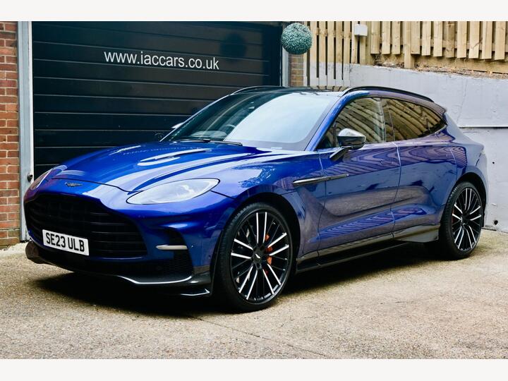 Aston Martin DBX 4.0 V8 707 Auto 4WD Euro 6 (s/s) 5dr Aston Martin DBX 4.0 V8 707 Auto 4WD Euro 6 (s/s) 5dr