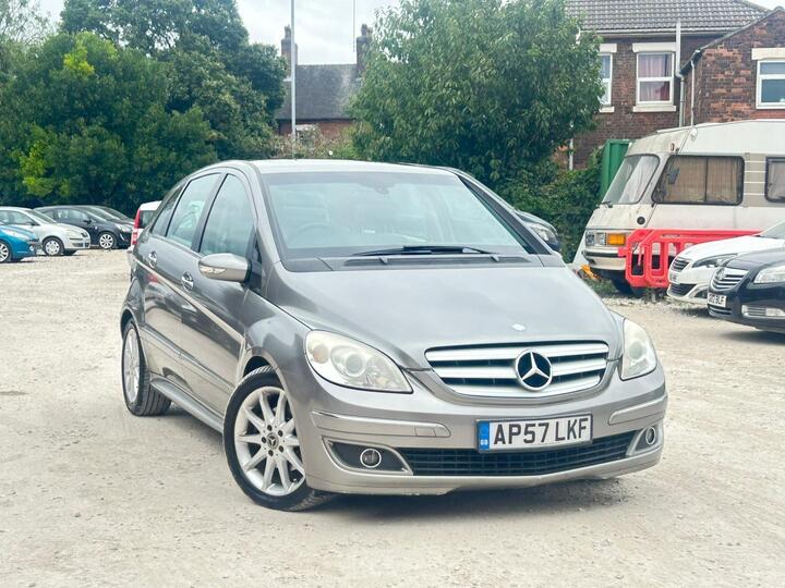 Mercedes-Benz B Class 2.0 B180 SE CVT 5dr