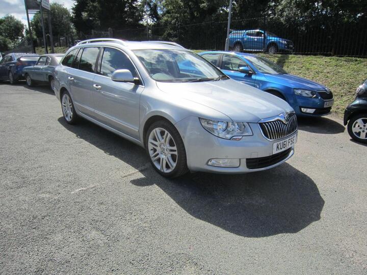 Skoda SUPERB 1.8 TSI Elegance DSG Euro 5 5dr