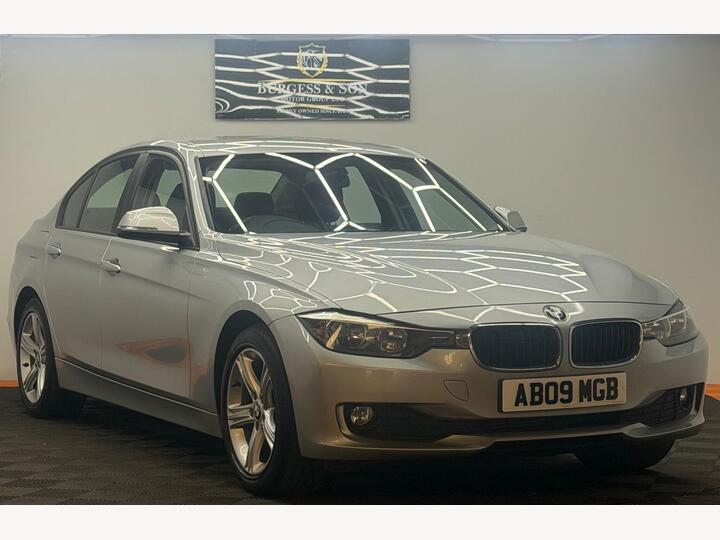 BMW 3 Series 2.0 320d SE Euro 5 (s/s) 4dr