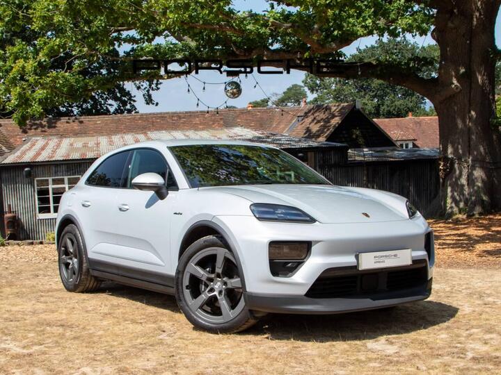 Porsche Macan 100kWh Auto 5dr