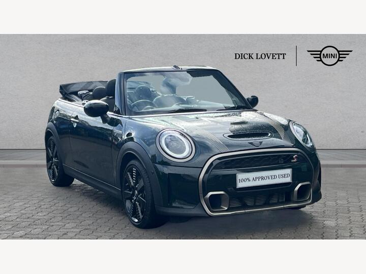 MINI Convertible 2.0 Cooper S Resolute Edition Steptronic Euro 6 (s/s) 2dr MINI Convertible 2.0 Cooper S Resolute Edition Steptronic Euro 6 (s/s) 2dr