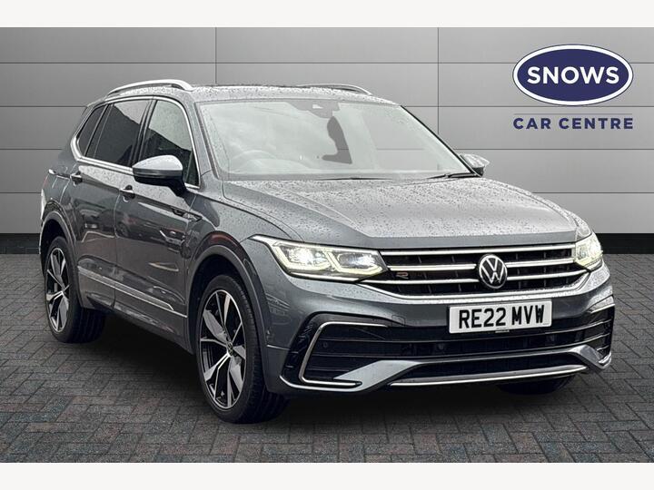 Volkswagen Tiguan Allspace 1.5 TSI R-Line DSG Euro 6 (s/s) 5dr Volkswagen Tiguan Allspace 1.5 TSI R-Line DSG Euro 6 (s/s) 5dr