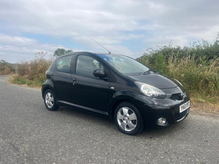 Toyota AYGO 1.0 VVT-i Black MultiMode Euro 4 5dr (AC)
