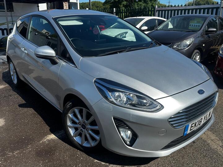 Ford Fiesta 1.0T EcoBoost Titanium Euro 6 (s/s) 3dr