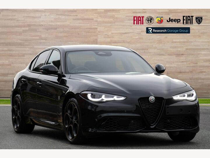 Alfa Romeo Giulia 2.0T Intensa Auto Euro 6 (s/s) 4dr