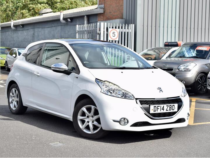 Peugeot 208 1.2 VTi Style Euro 5 3dr