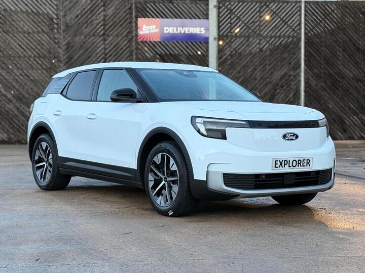 Ford EXPLORER Standard Range 52kWh Style Auto 5dr