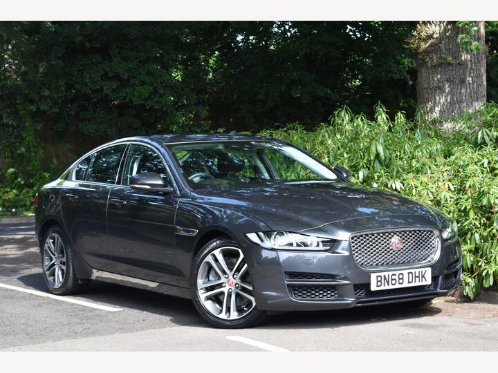 Jaguar XE 2.0i GPF Portfolio Auto Euro 6 (s/s) 4dr