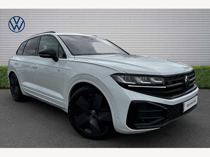 Volkswagen Touareg 3.0 TDI V6 Black Edition Tiptronic 4Motion Euro 6 (s/s) 5dr