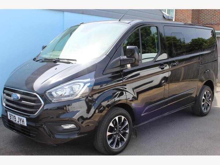 Ford Transit Custom 2.0 320 EcoBlue Limited Crew Van L1 H1 Euro 6 5dr (6 Seat)