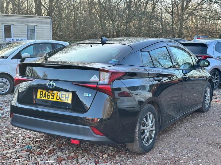 Toyota Prius 1.8 VVT-h Business Edition Plus CVT Euro 6 (s/s) 5dr (15in Alloy)