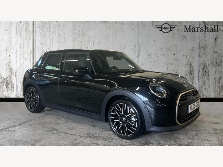MINI Hatch 1.5C Exclusive Steptronic Euro 6 (s/s) 5dr