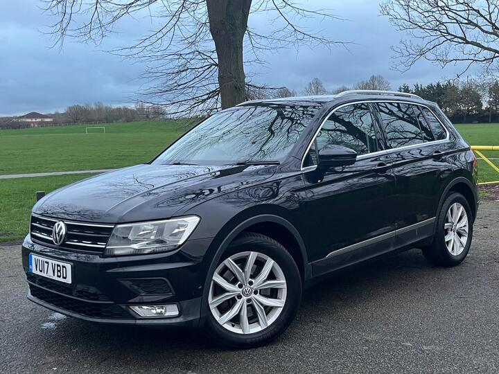Volkswagen Tiguan 2.0 TDI BlueMotion Tech SE DSG 4Motion Euro 6 (s/s) 5dr Volkswagen Tiguan 2.0 TDI BlueMotion Tech SE DSG 4Motion Euro 6 (s/s) 5dr