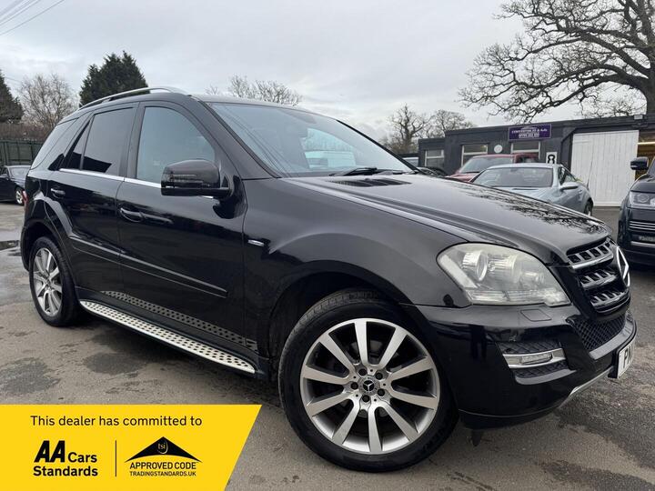 Mercedes-Benz M Class 3.0 ML350 CDI V6 BlueEfficiency Grand Edition G-Tronic 4WD Euro 5 5dr