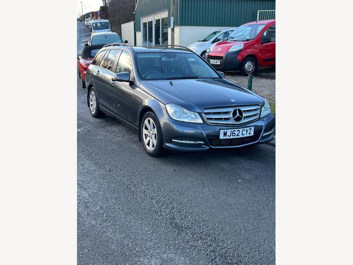 Mercedes-Benz C Class 2.1 C220 CDI BlueEfficiency Executive SE G-Tronic+ Euro 5 (s/s) 5dr