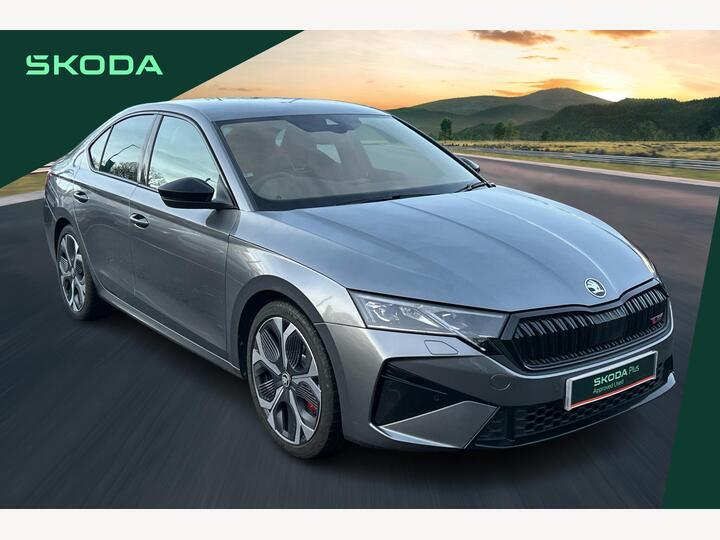 Skoda OCTAVIA 2.0 TSI VRS DSG Euro 6 (s/s) 5dr Skoda OCTAVIA 2.0 TSI VRS DSG Euro 6 (s/s) 5dr