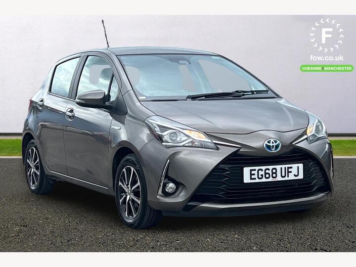 Toyota Yaris 1.5 VVT-h Icon Tech E-CVT Euro 6 (s/s) 5dr
