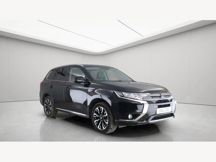 Mitsubishi Outlander 2.0h 12kWh 4h CVT 4WD Euro 6 (s/s) 5dr Mitsubishi Outlander 2.0h 12kWh 4h CVT 4WD Euro 6 (s/s) 5dr