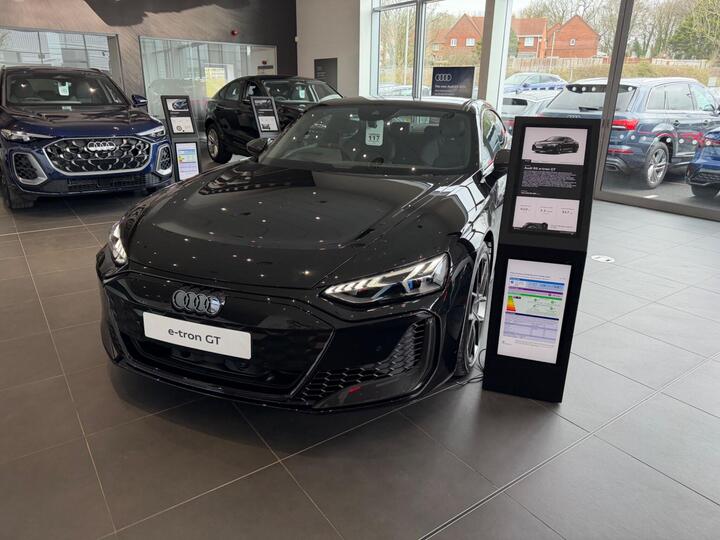 Audi RS E-tron GT Performance 105kWh Carbon Vorsprung Auto Quattro 4dr