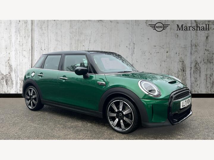 MINI Hatch 2.0 Cooper S Exclusive Steptronic Euro 6 (s/s) 5dr