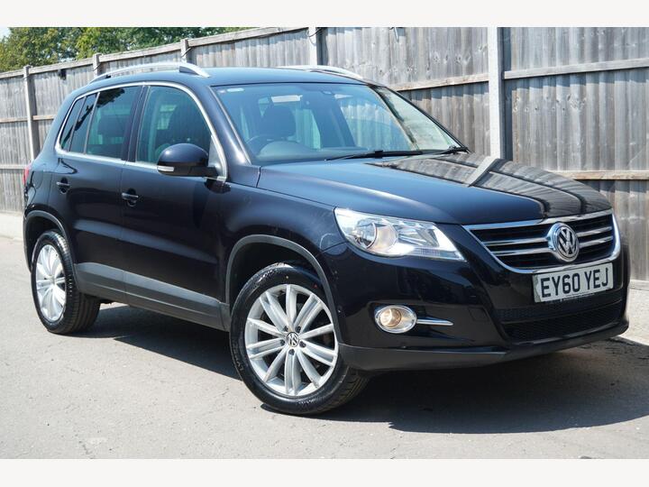 Volkswagen Tiguan 2.0 TDI Sport 4WD Euro 5 5dr Volkswagen Tiguan 2.0 TDI Sport 4WD Euro 5 5dr