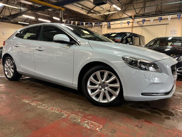 Volvo V40 2.0 D3 SE Lux Nav Geartronic Euro 5 (s/s) 5dr