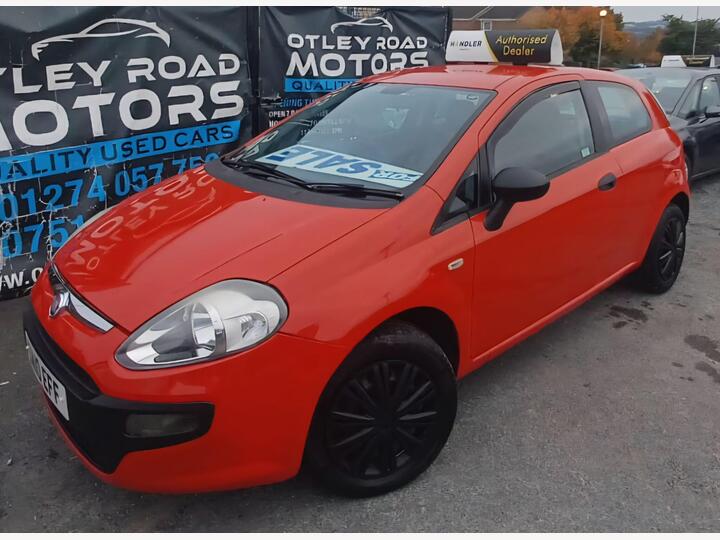 Fiat Punto Evo 1.4 Active Euro 5 (s/s) 3dr Fiat Punto Evo 1.4 Active Euro 5 (s/s) 3dr
