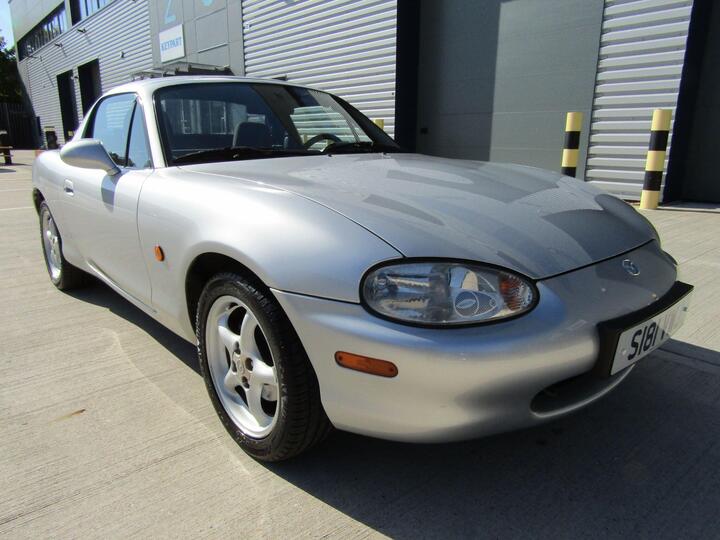 Mazda MX-5 1.6 ROADSTER 2DR CONVERTIBLE LHD