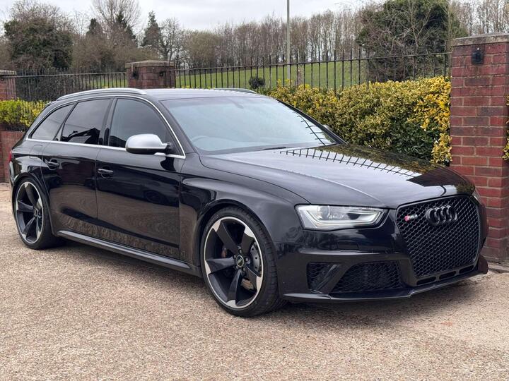 Audi RS 4 4.2 FSI V8 S Tronic Quattro Euro 5 5dr