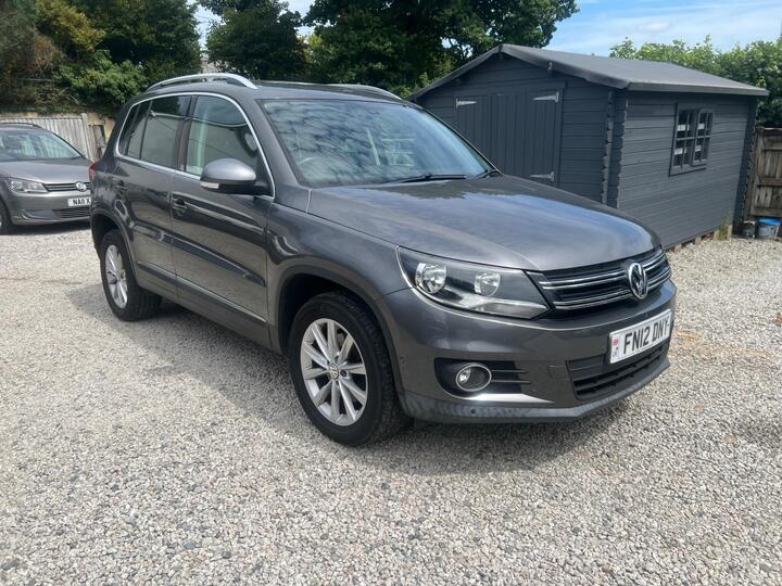 Volkswagen Tiguan 2.0 TDI BlueMotion Tech SE 2WD Euro 5 (s/s) 5dr