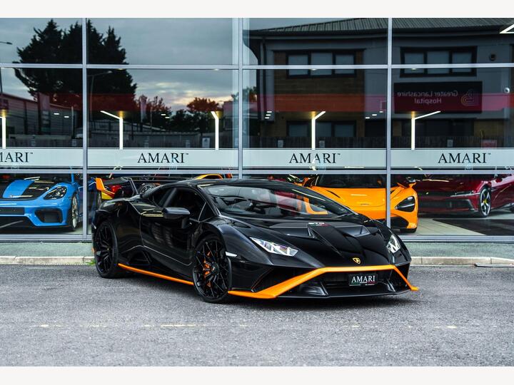Lamborghini Huracan 5.2 V10 LP 640-2 STO LDF Euro 6 (s/s) 2dr Lamborghini Huracan 5.2 V10 LP 640-2 STO LDF Euro 6 (s/s) 2dr