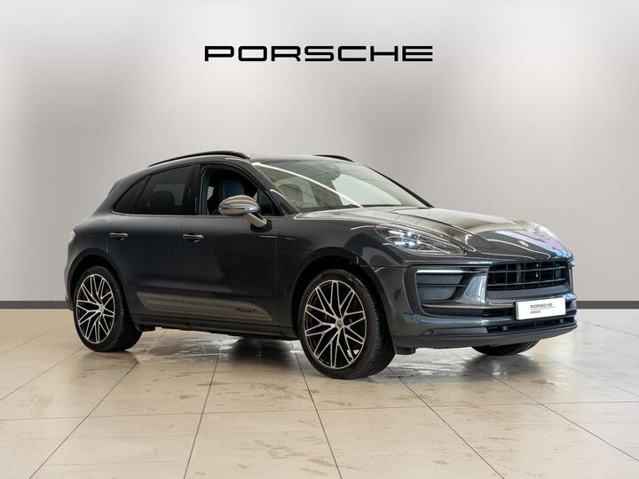 Porsche Macan 2.0T T PDK 4WD Euro 6 (s/s) 5dr Porsche Macan 2.0T T PDK 4WD Euro 6 (s/s) 5dr
