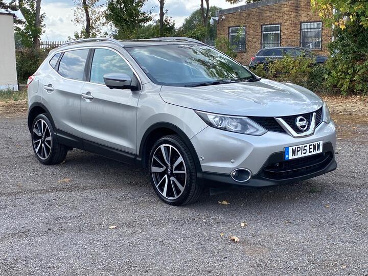 Nissan Qashqai 1.5 DCi Tekna 2WD Euro 5 (s/s) 5dr