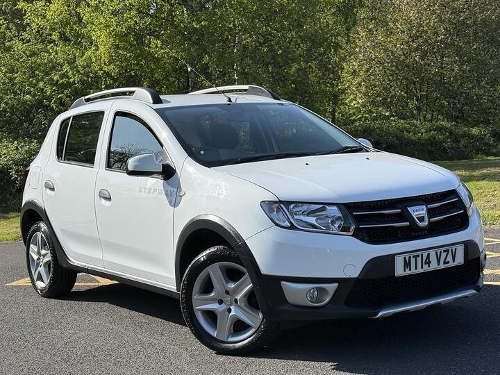 Dacia Sandero Stepway 0.9 TCe Laureate Euro 5 5dr