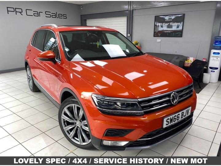 Volkswagen TIGUAN 2.0 TDI BlueMotion Tech SEL 4Motion Euro 6 (s/s) 5dr