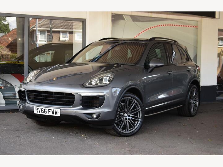 Porsche Cayenne 3.0 TD V6 TiptronicS 4WD Euro 6 (s/s) 5dr