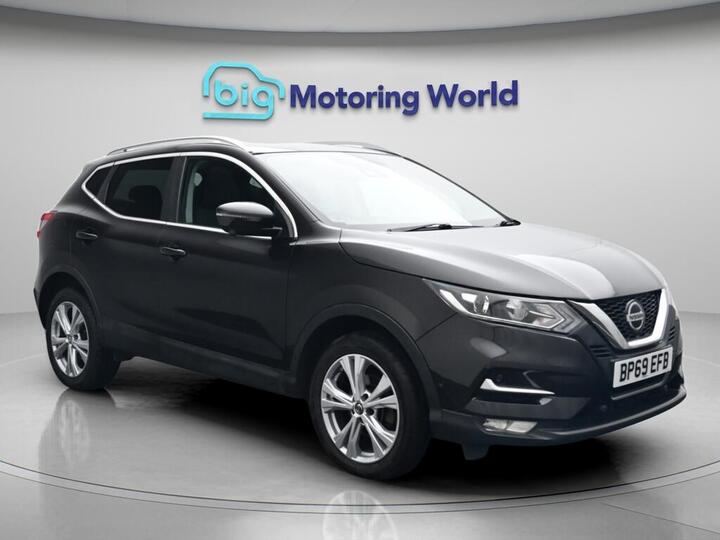 Nissan Qashqai 1.3 DIG-T N-Connecta Euro 6 (s/s) 5dr