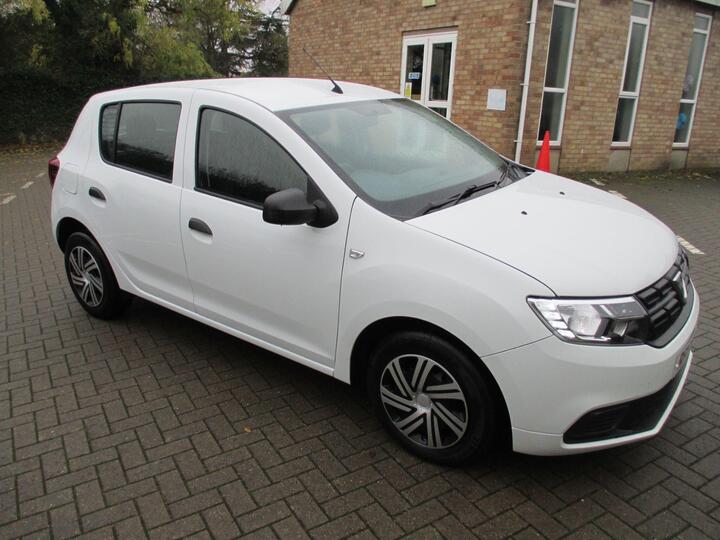 Dacia Sandero 1.0 SCe Ambiance Euro 6 5dr