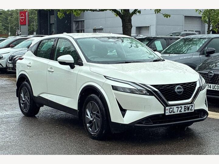 Nissan Qashqai 1.3 DIG-T MHEV Acenta Premium XTRON Euro 6 (s/s) 5dr