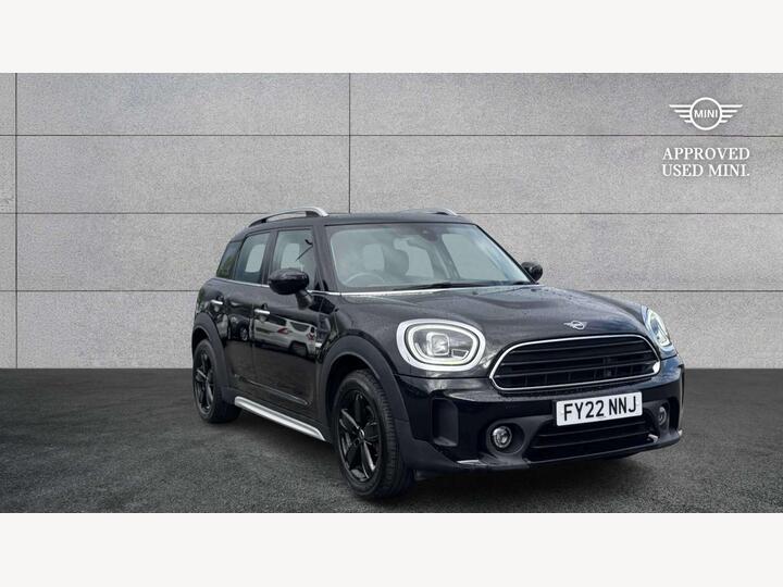 MINI Countryman 1.5 Cooper Classic Euro 6 (s/s) 5dr MINI Countryman 1.5 Cooper Classic Euro 6 (s/s) 5dr