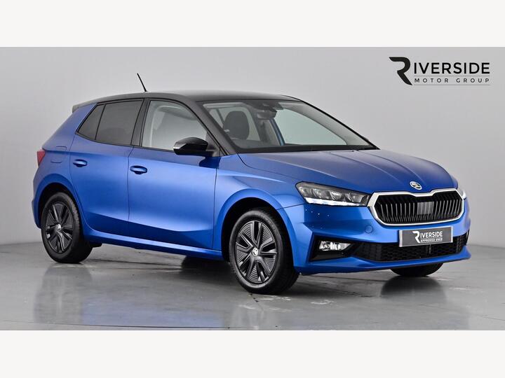 Skoda Fabia 1.0 TSI Colour Edition Euro 6 (s/s) 5dr Skoda Fabia 1.0 TSI Colour Edition Euro 6 (s/s) 5dr