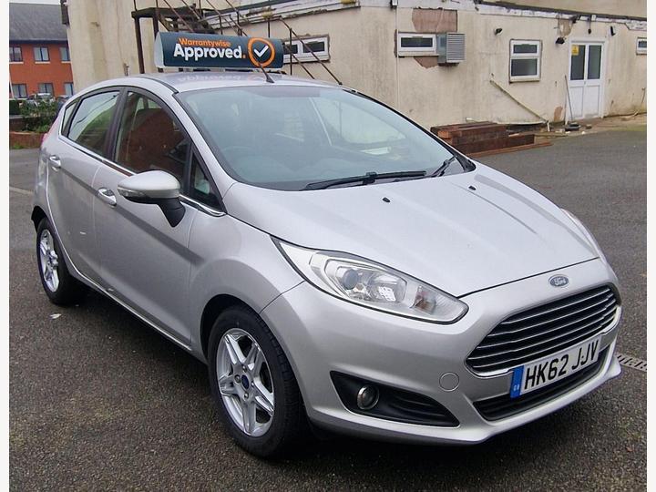 Ford Fiesta 1.0T EcoBoost Zetec Euro 5 (s/s) 5dr