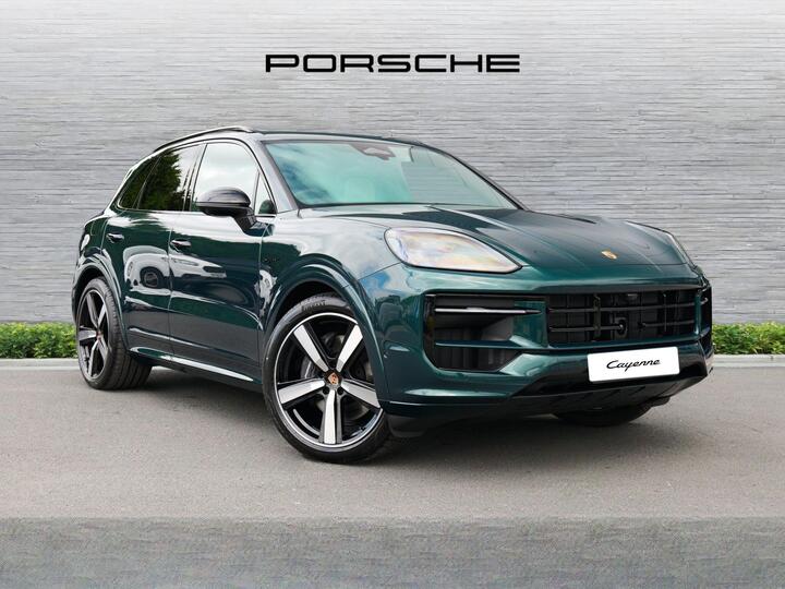 Porsche Cayenne 3.0 V6 E-Hybrid 25.9kWh Black Edition TiptronicS 4WD Euro 6 (s/s) 5dr