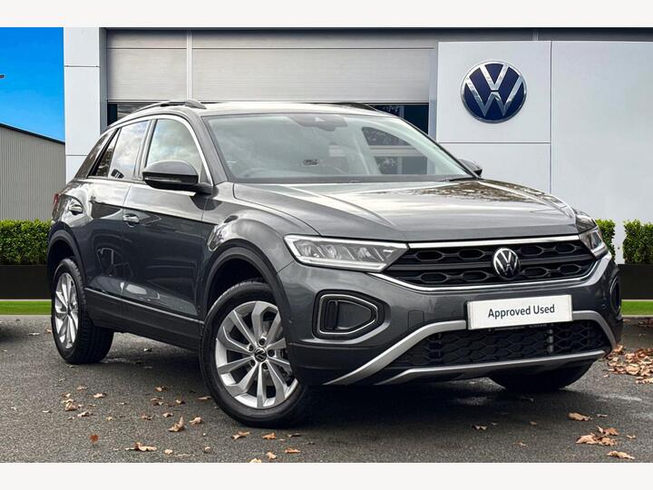 Volkswagen T-roc 1.5 TSI Match DSG Euro 6 (s/s) 5dr Volkswagen T-roc 1.5 TSI Match DSG Euro 6 (s/s) 5dr
