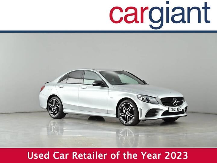 Mercedes-Benz C Class 2.0 C300de 13.5kWh AMG Line Night Edition (Premium) G-Tronic+ Euro 6 (s/s) 4dr Mercedes-Benz C Class 2.0 C300de 13.5kWh AMG Line Night Edition (Premium) G-Tronic+ Euro 6 (s/s) 4dr