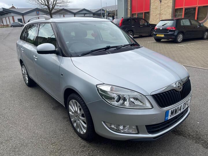 Skoda Fabia 1.2 TSI Elegance DSG Euro 5 5dr Skoda Fabia 1.2 TSI Elegance DSG Euro 5 5dr