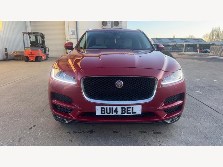 Jaguar F-PACE 2.0 D180 Portfolio Auto AWD Euro 6 (s/s) 5dr Jaguar F-PACE 2.0 D180 Portfolio Auto AWD Euro 6 (s/s) 5dr