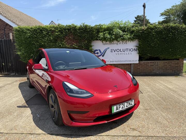 Tesla Model 3 Standard Range Plus Auto RWD 4dr