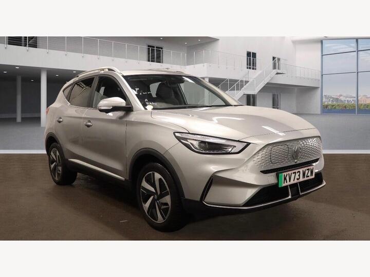 MG MG ZS 72.6kWh Trophy Connect Long Range Auto 5dr